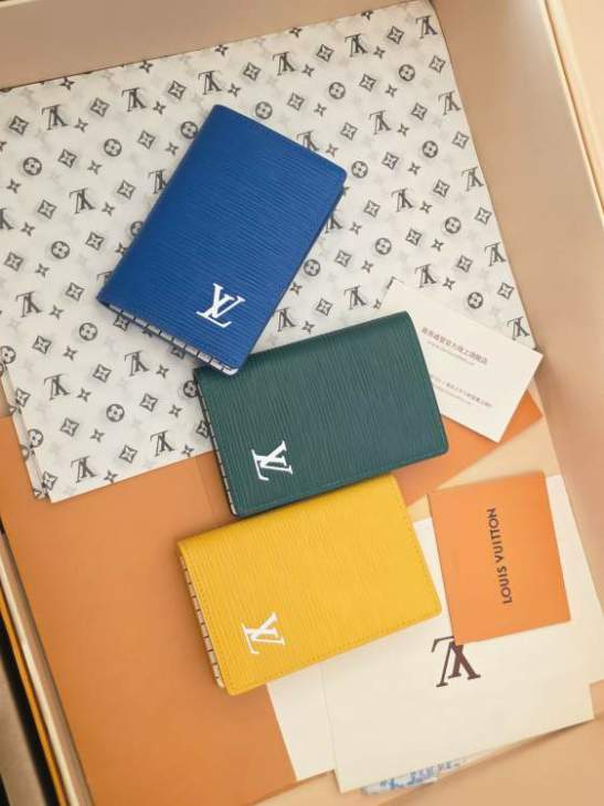 Picture of Louis Vuitton Wallets _SKUfw218628750fw